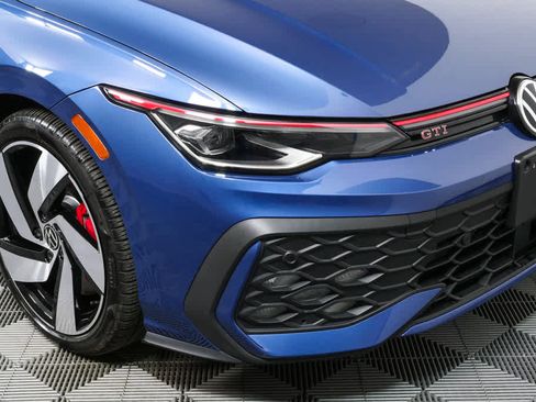 Certified 2025 Volkswagen GTI S image 38