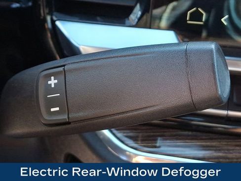 Used 2024 GMC Sierra 2500 SLE w/ SLE Convenience Package image 12