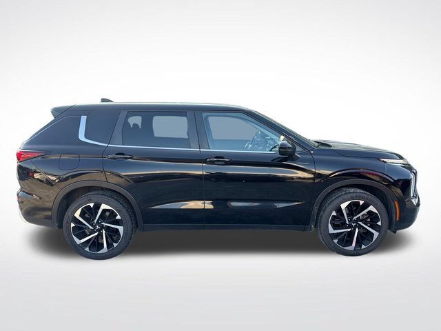 Used 2024 Mitsubishi Outlander SE FWD image 7