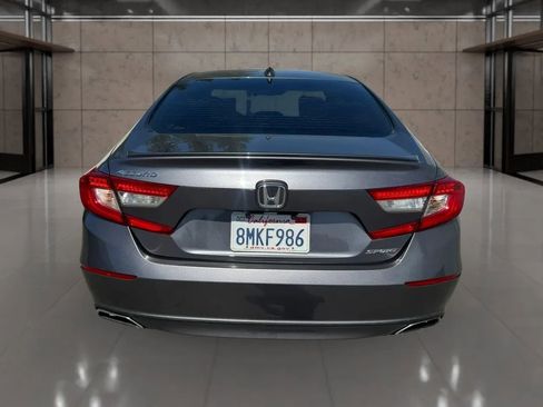 Used 2019 Honda Accord Sport image 5