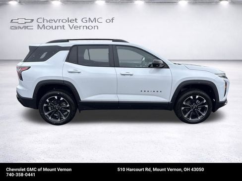 New 2026 Chevrolet Equinox RS w/ Convenience Package III FWD image 7