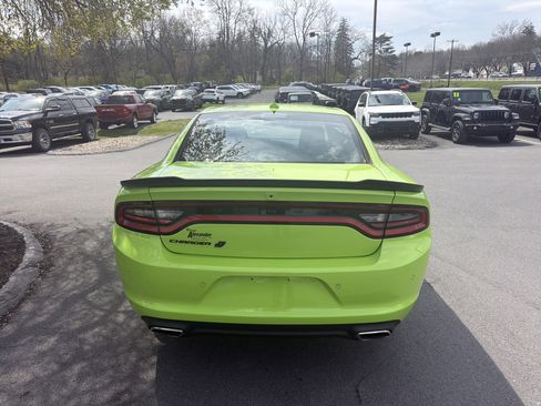 Used 2023 Dodge Charger SXT w/ Blacktop Package AWD/4WD image 4