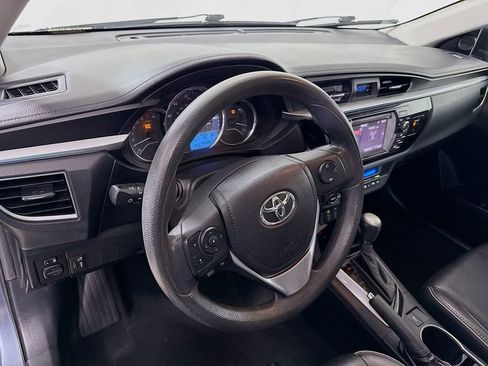 Used 2014 Toyota Corolla LE Premium image 9