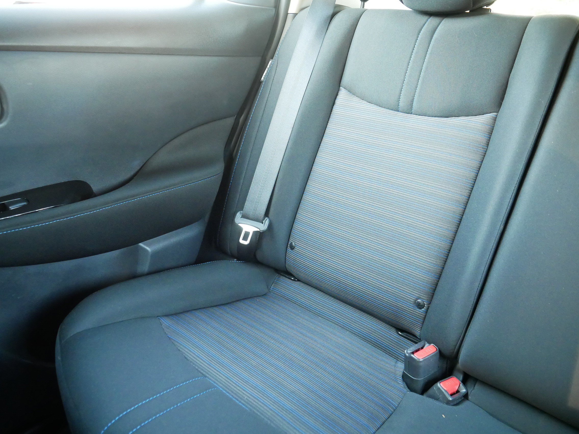 Certified 2025 Nissan Leaf SV Plus FWD image 12