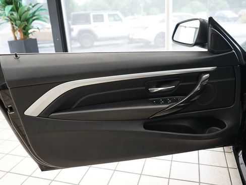 Used 2018 BMW 430i Convertible RWD image 28