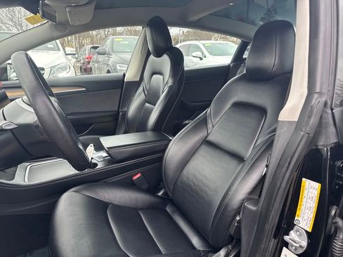 Used 2022 Tesla Model 3 Performance image 15