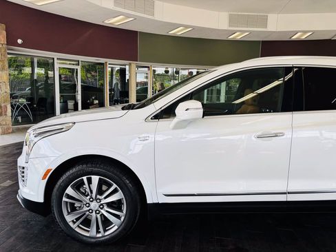 Used 2024 Cadillac XT5 Premium Luxury AWD/4WD image 15