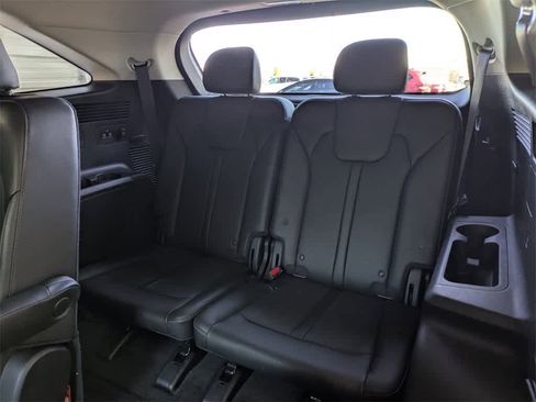 Used 2023 Kia Sorento EX w/ Panoramic Sunroof Package image 16