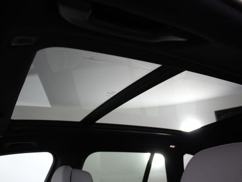 New 2026 BMW X5 sDrive40i w/ Climate Comfort Package image 13