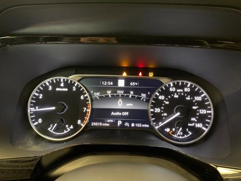 Used 2022 Nissan Pathfinder SL w/ SL Premium Package image 25