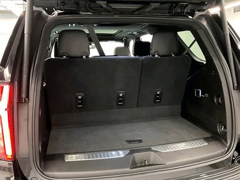 Used 2021 Chevrolet Tahoe RST w/ Luxury Package image 39