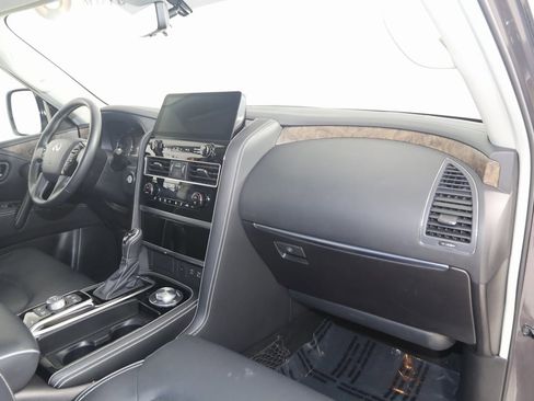Used 2023 INFINITI QX80 Premium Select w/ All-Season Package image 45