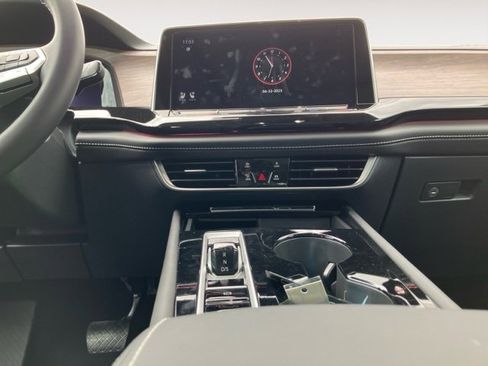 New 2025 Volkswagen Atlas SEL image 14