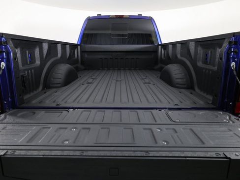 Used 2026 Ford F450 Platinum w/ FX4 Off-Road Package image 7