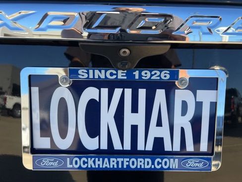 Used 2018 Ford Explorer XLT image 21