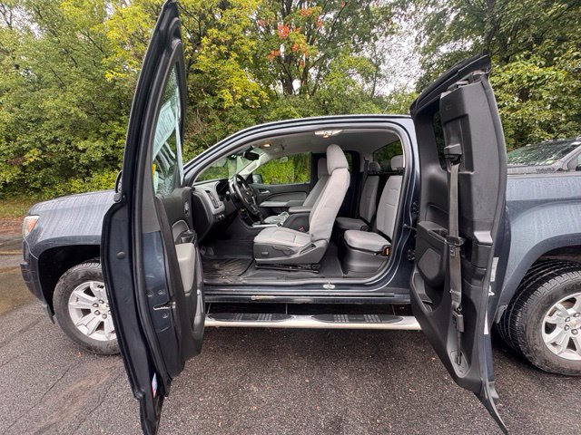 Used 2019 Chevrolet Colorado LT AWD/4WD image 9