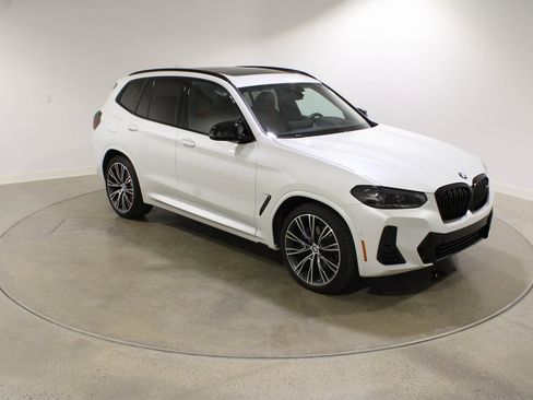 Used 2024 BMW X3 M40i w/ Premium Package image 7