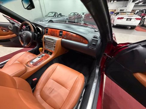 Used 2006 Lexus SC 430 Convertible RWD image 34