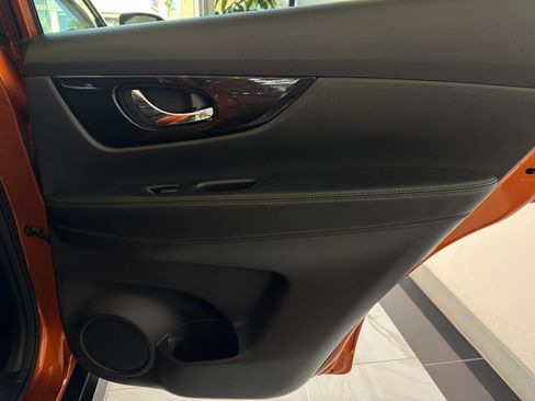Used 2020 Nissan Rogue SL w/ Premium Package AWD/4WD image 27