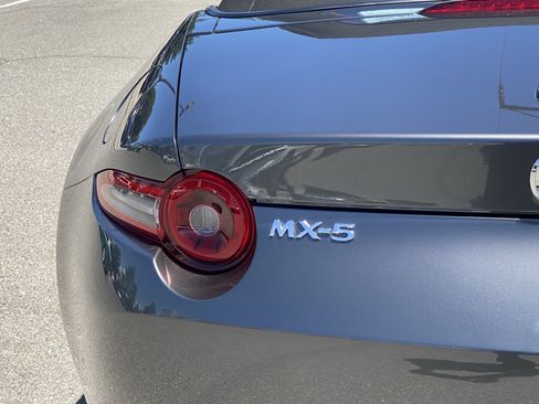 Certified 2025 MAZDA MX-5 Miata Grand Touring RWD image 22