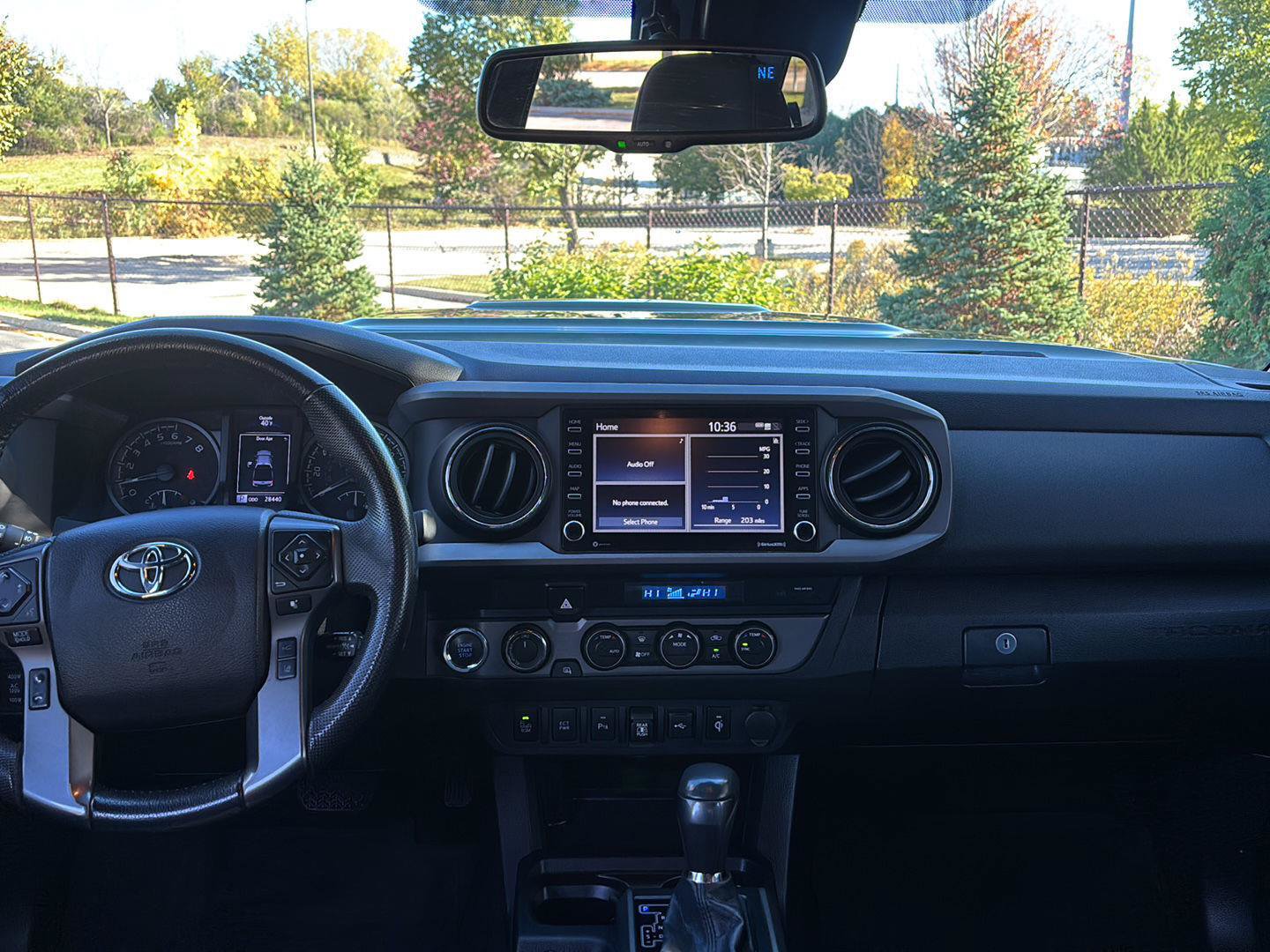 Used 2021 Toyota Tacoma TRD Sport w/ Technology Package AWD/4WD image 19