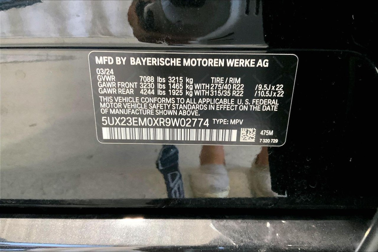 Used 2024 BMW X7 xDrive40i w/ Executive Package AWD/4WD image 8