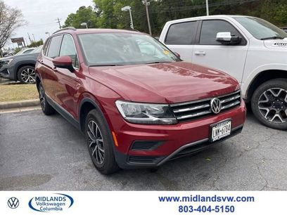 Used 2021 Volkswagen Tiguan SE w/ Panoramic Sunroof Package