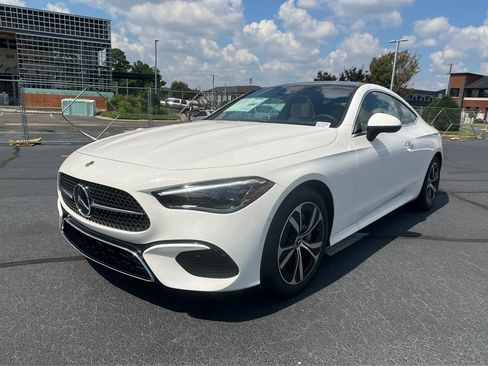 New 2026 Mercedes-Benz CLE 300 4MATIC Coupe image 4