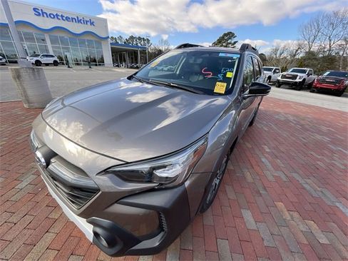 Used 2023 Subaru Outback Limited XT image 7