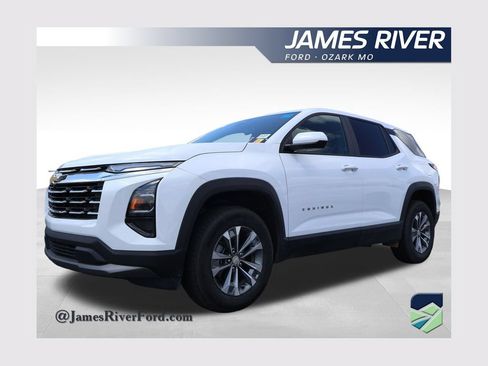 Used 2025 Chevrolet Equinox LT AWD/4WD image 1