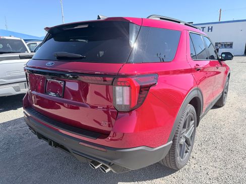 New 2026 Ford Explorer ST image 28