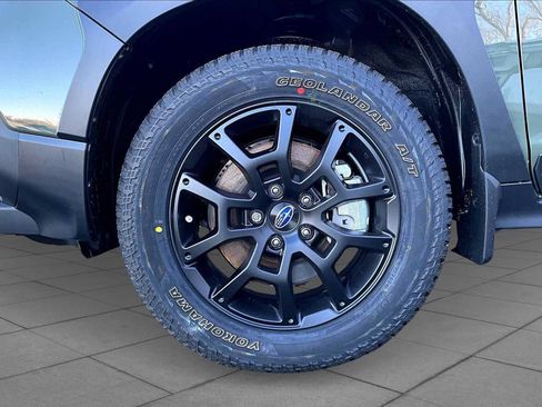 Used 2025 Subaru Crosstrek 2.5i Wilderness AWD/4WD image 11