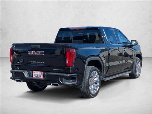 Used 2023 GMC Sierra 1500 Denali w/ Denali Reserve Package image 5