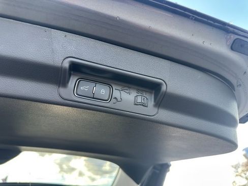 New 2026 Ford Explorer Active w/ Active Comfort Package image 25