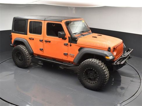 Used 2018 Jeep Wrangler Unlimited Sport S image 38