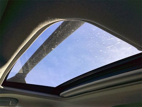 Used 2019 Toyota RAV4 XLE image 28