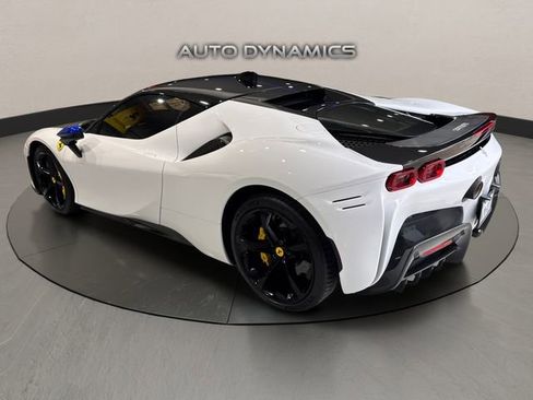 Used 2022 Ferrari SF90 Stradale AWD/4WD image 5