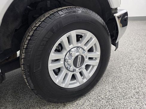 Used 2019 Ford F250 XL w/ STX Appearance Package image 29