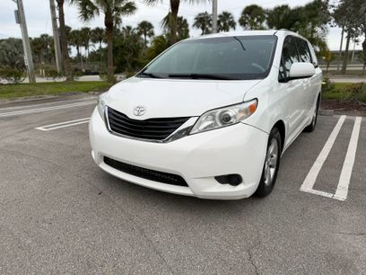 Used 2013 Toyota Sienna LE