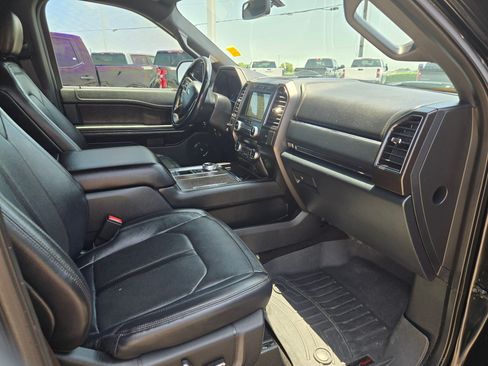 Used 2018 Ford Expedition Limited w/ Driver Assistance Package RWD image 23