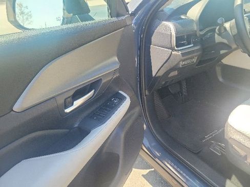 Used 2026 Toyota Grand Highlander AWD image 11
