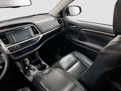 Used 2016 Toyota Highlander Limited Platinum AWD/4WD image 26