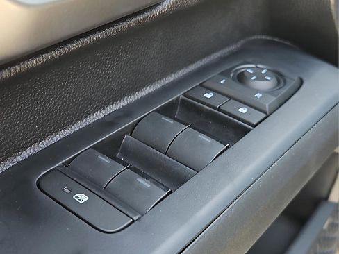 New 2026 Toyota Tacoma Limited AWD/4WD image 18