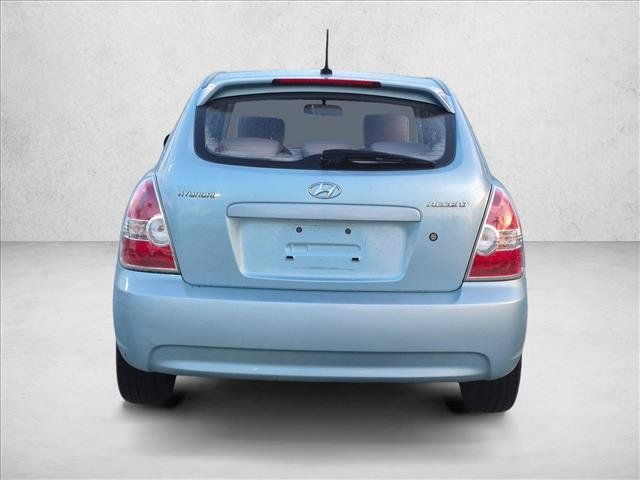 Used 2010 Hyundai Accent GS w/ Premium Pkg 3 FWD image 6