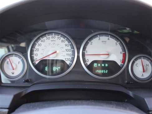 Used 2010 Dodge Grand Caravan SXT w/ Entertainment Group 2 image 11