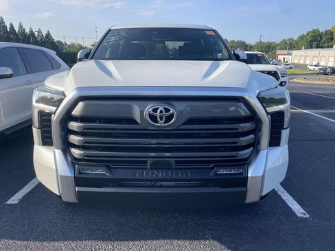 Used 2025 Toyota Tundra Limited AWD/4WD image 4