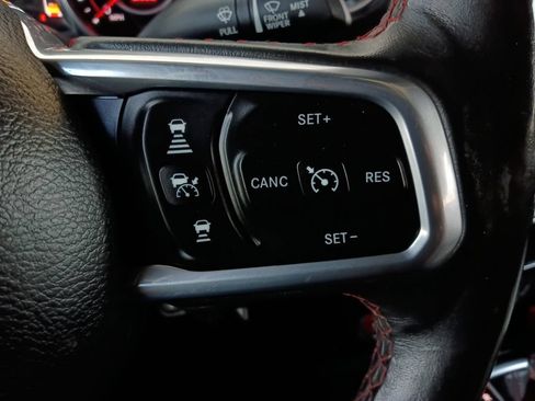 Used 2020 Jeep Gladiator Rubicon AWD/4WD image 25