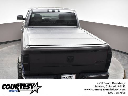 Used 2018 RAM 1500 Express w/ Express Value Package image 37