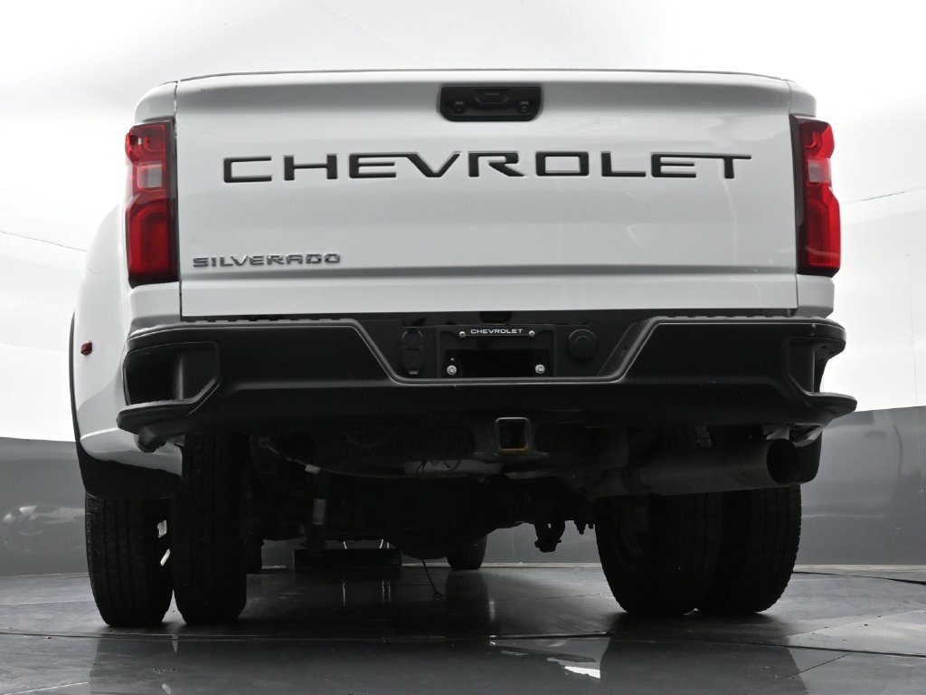 Used 2025 Chevrolet Silverado 3500 W/T AWD/4WD image 26