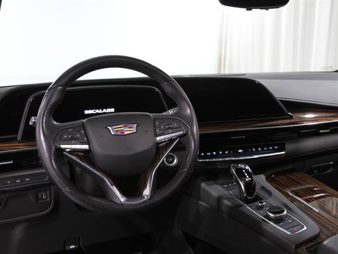 Certified 2023 Cadillac Escalade Premium Luxury image 6